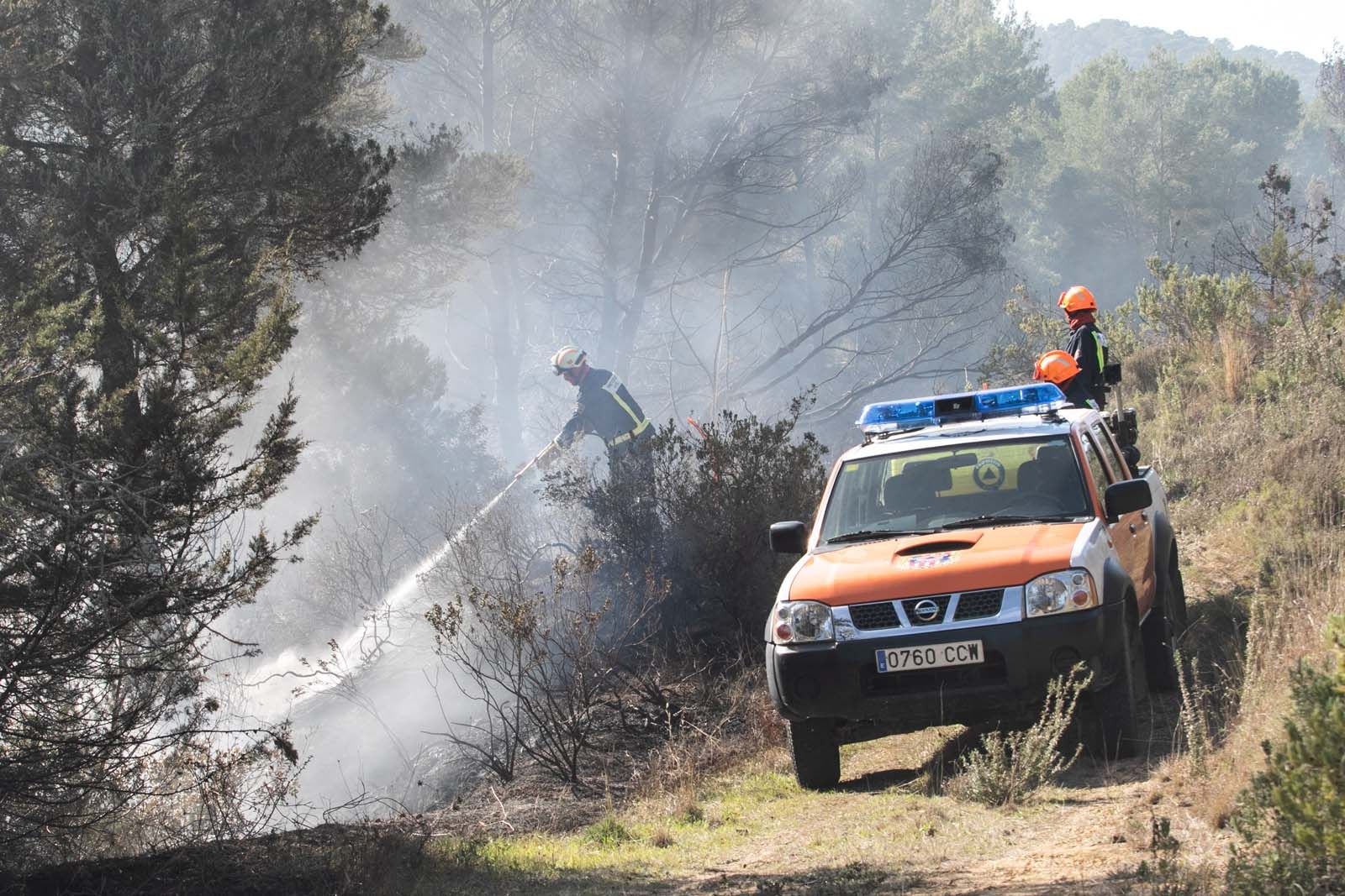 Alarma por un incendio en un torrente de Ibiza