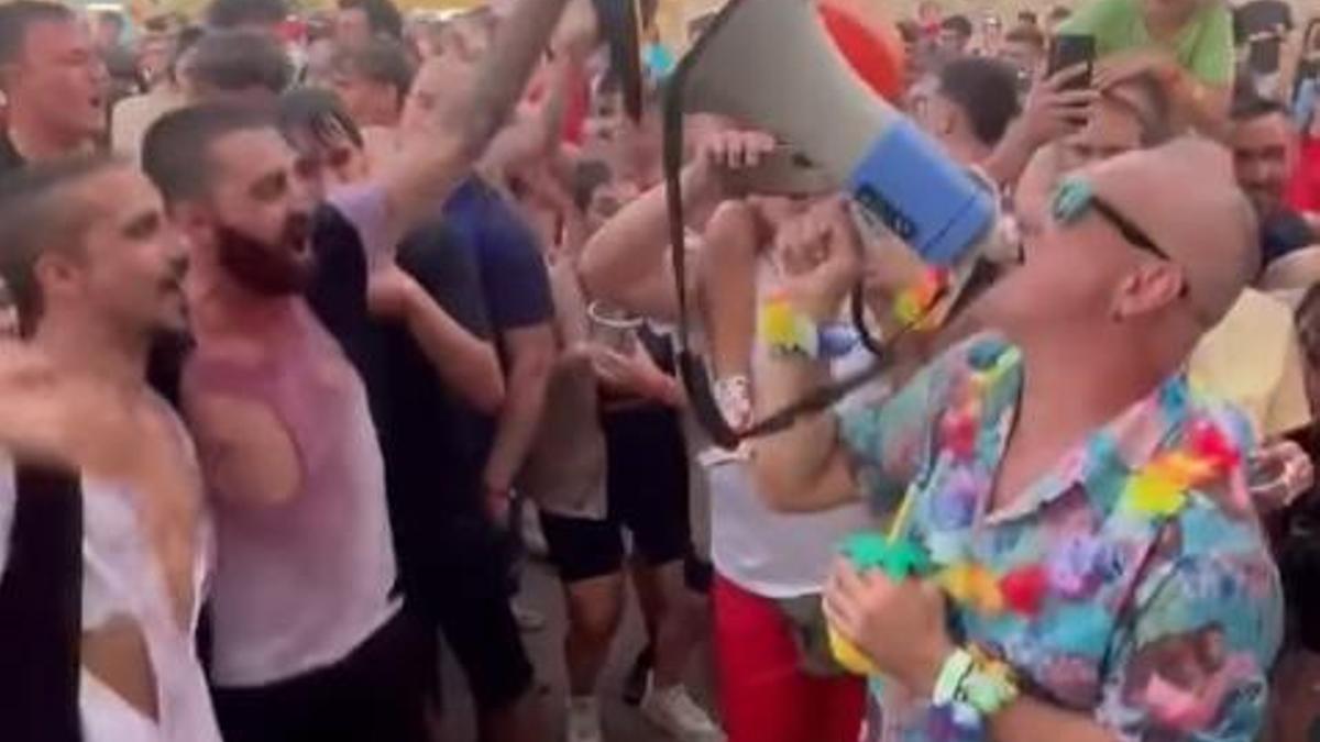 Kase.O, en un momento de las fiestas de Azuara que ha compartido en redes