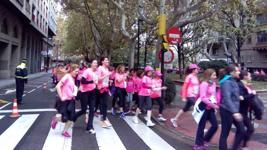 Raquel Miró se impone en la Carrera de la Mujer de Zaragoza