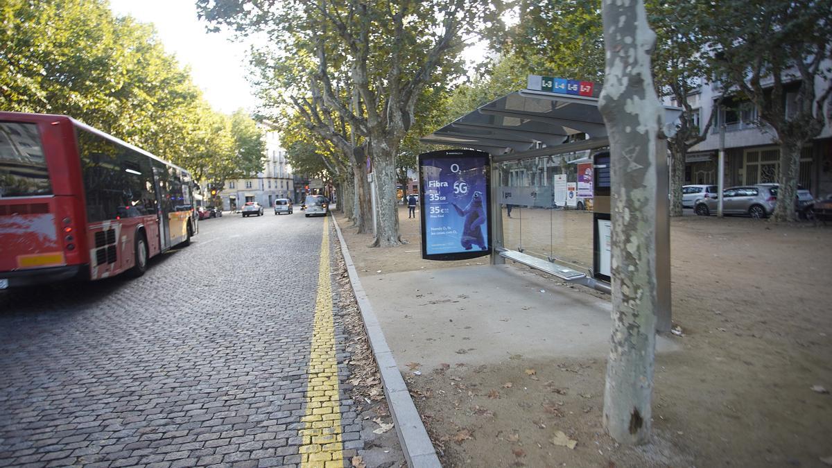 La marquesina de la plaça Poeta Marquina on s&#039;han iniciat els incidents