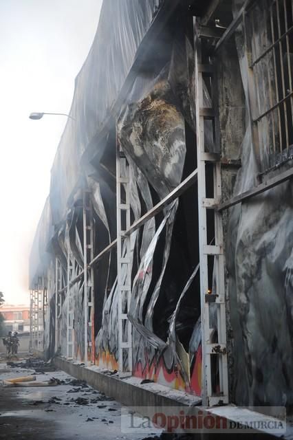 Así ha quedado la antigua fábrica de Rostoy tras el incendio en Murcia