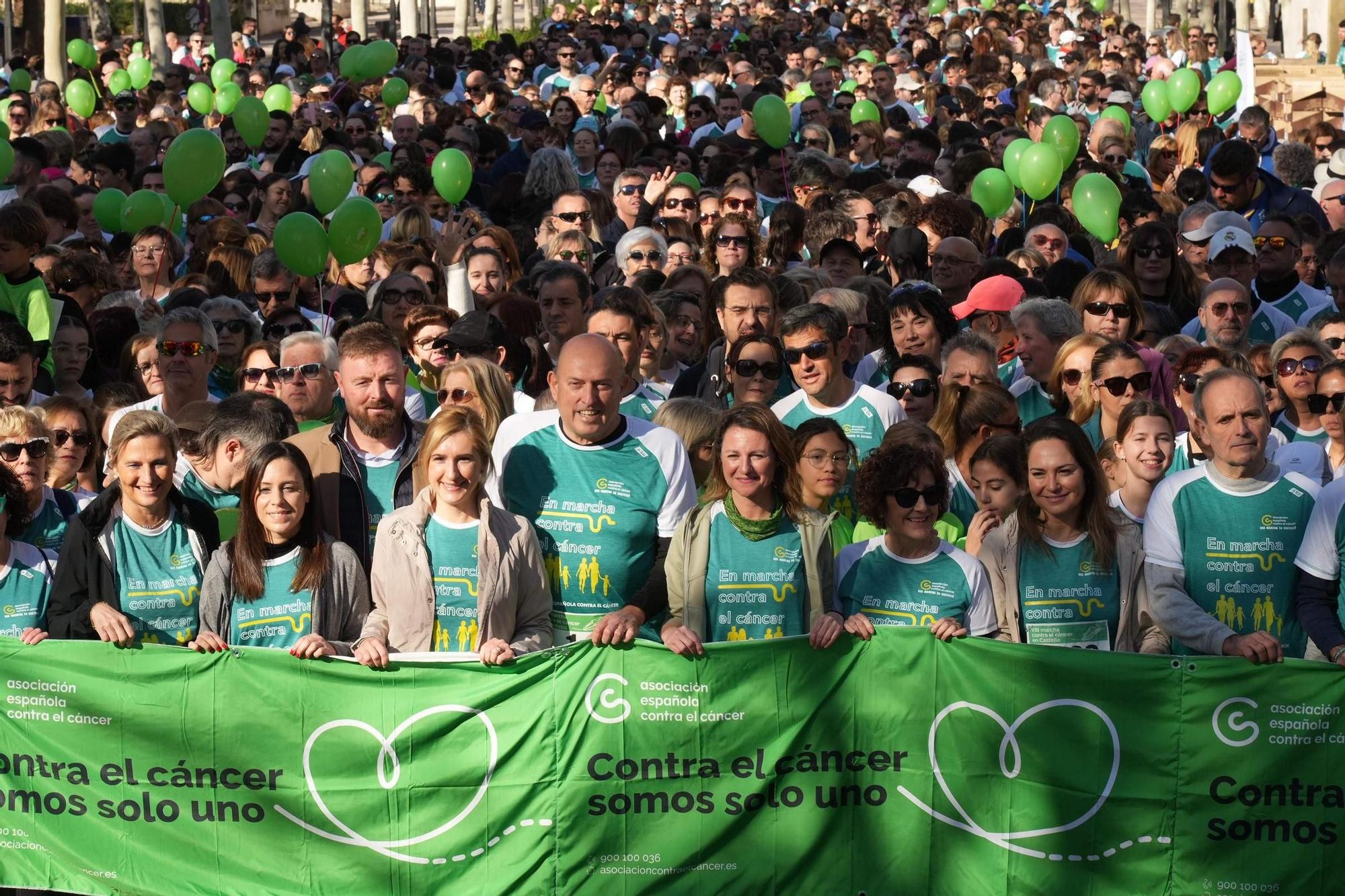 Galería I Búscate en nuestra macrogalería de fotos de la Marcha Contra el Cáncer de Castelló