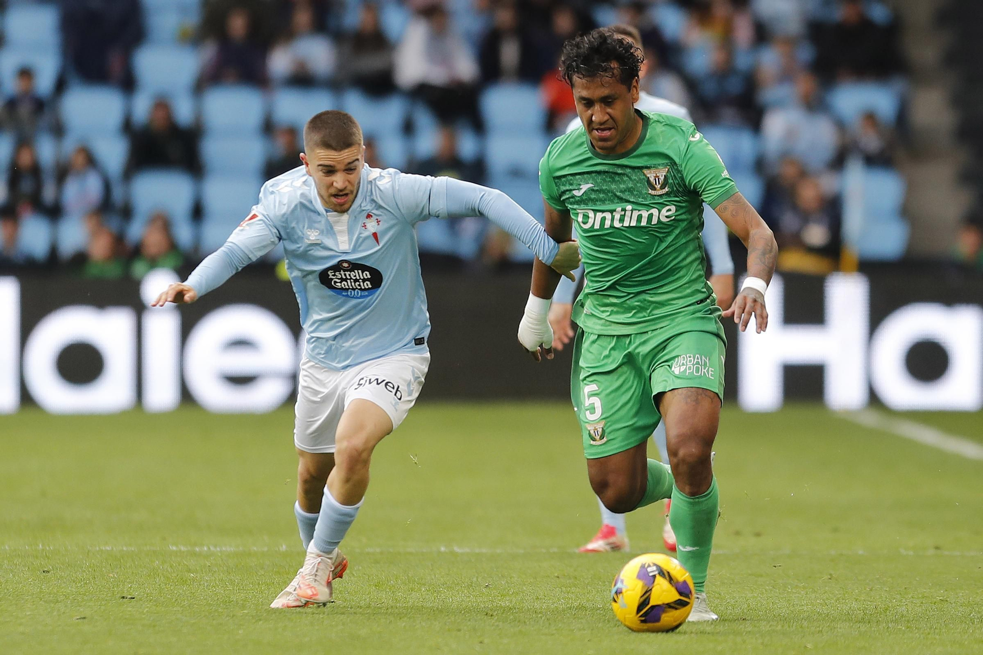 2-1. El Celta presenta su candidatura a Europa