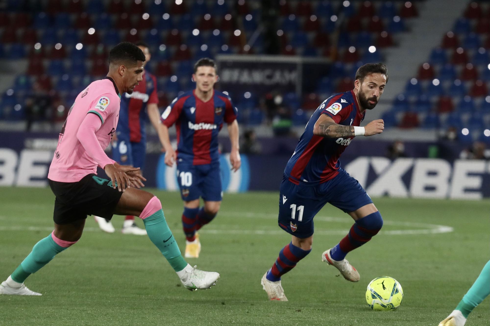 Las imágenes del empate entre el Levante y Barcelona en el Ciutat de València