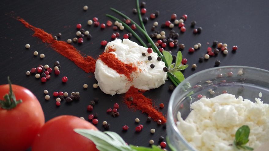 El queso rico en proteínas que arrasa entre los deportistas está en Lidl