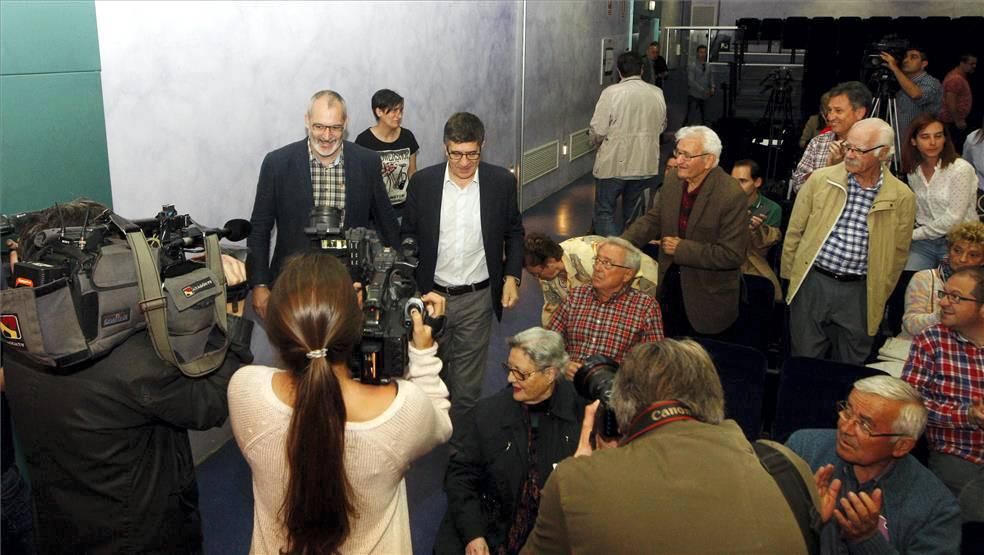 Visita de Patxi López a la sede del PSOE de Zaragoza