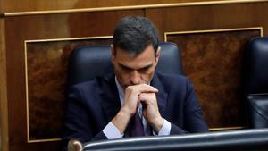 GRAF6280. MADRID, 12/02/2019.- El presidente del Gobierno, Pedro Sánchez, durante el debate de totalidad de los presupuestos este martes en el pleno del Congreso. EFE/Juan Carlos Hidalgo