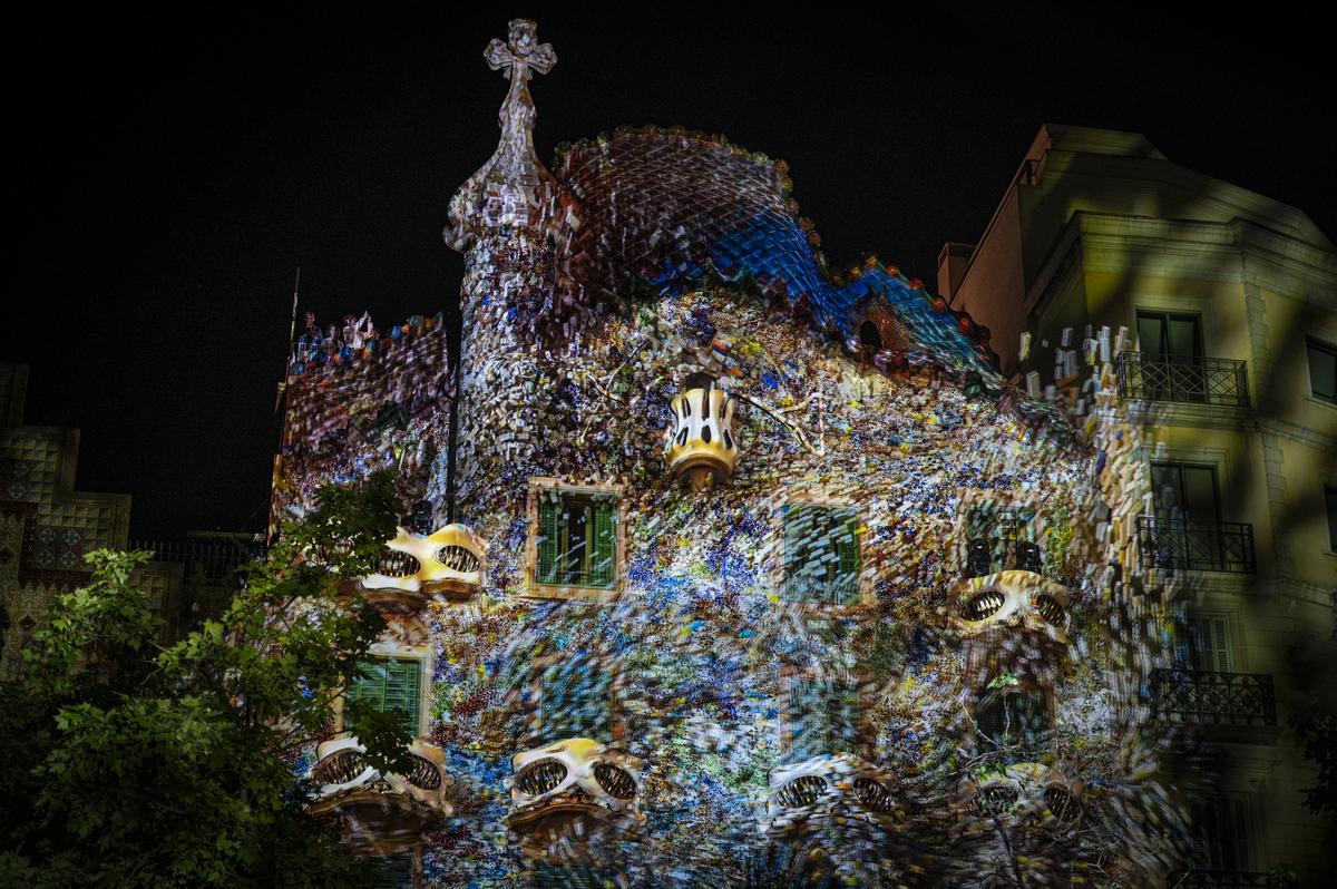 Festival de llum i color a la Casa Batlló