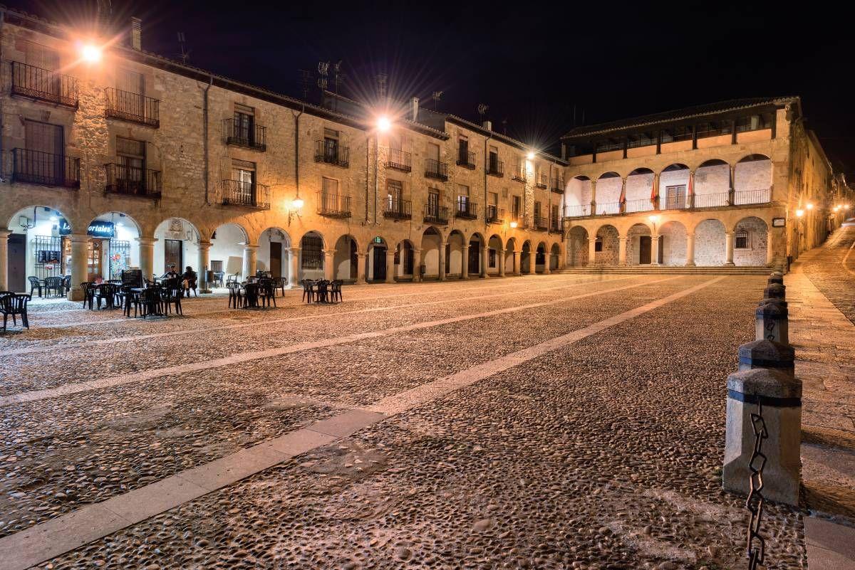 Plaza Mayor de Sigüenza (Guadalajara).