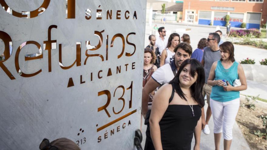 Imagen de la entrada al refugio de Séneca