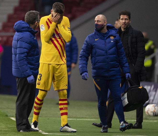 Imágenes del partido entre el Atlético de Madrid y el FC Barcelona correspondiente a la jornada 10 de LaLiga, disputado en el estadio Wanda Metropolitano, Madrid.