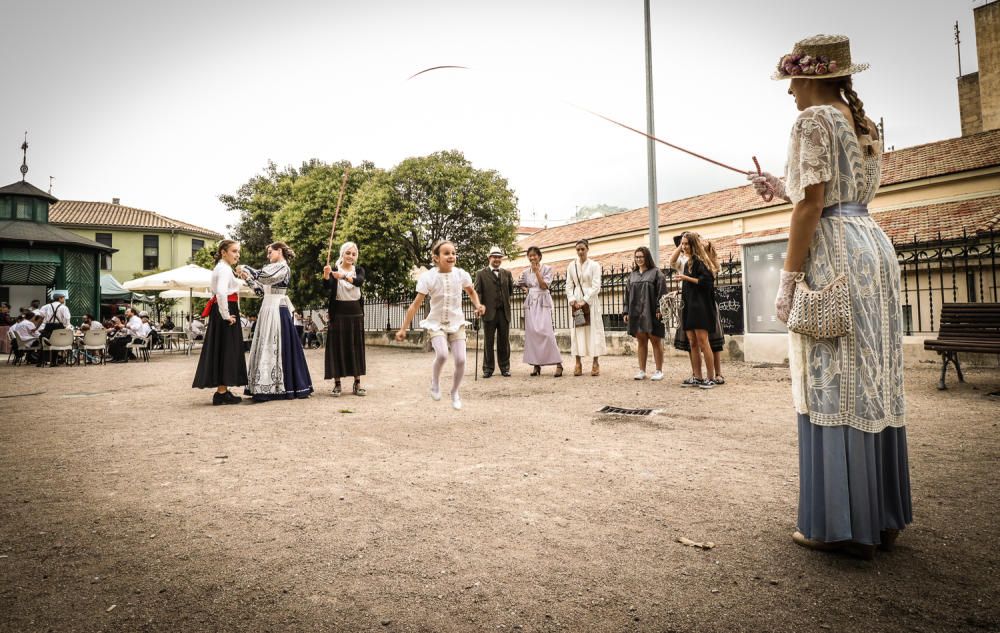 Segunda jornada de la Feria Modernista de Alcoy