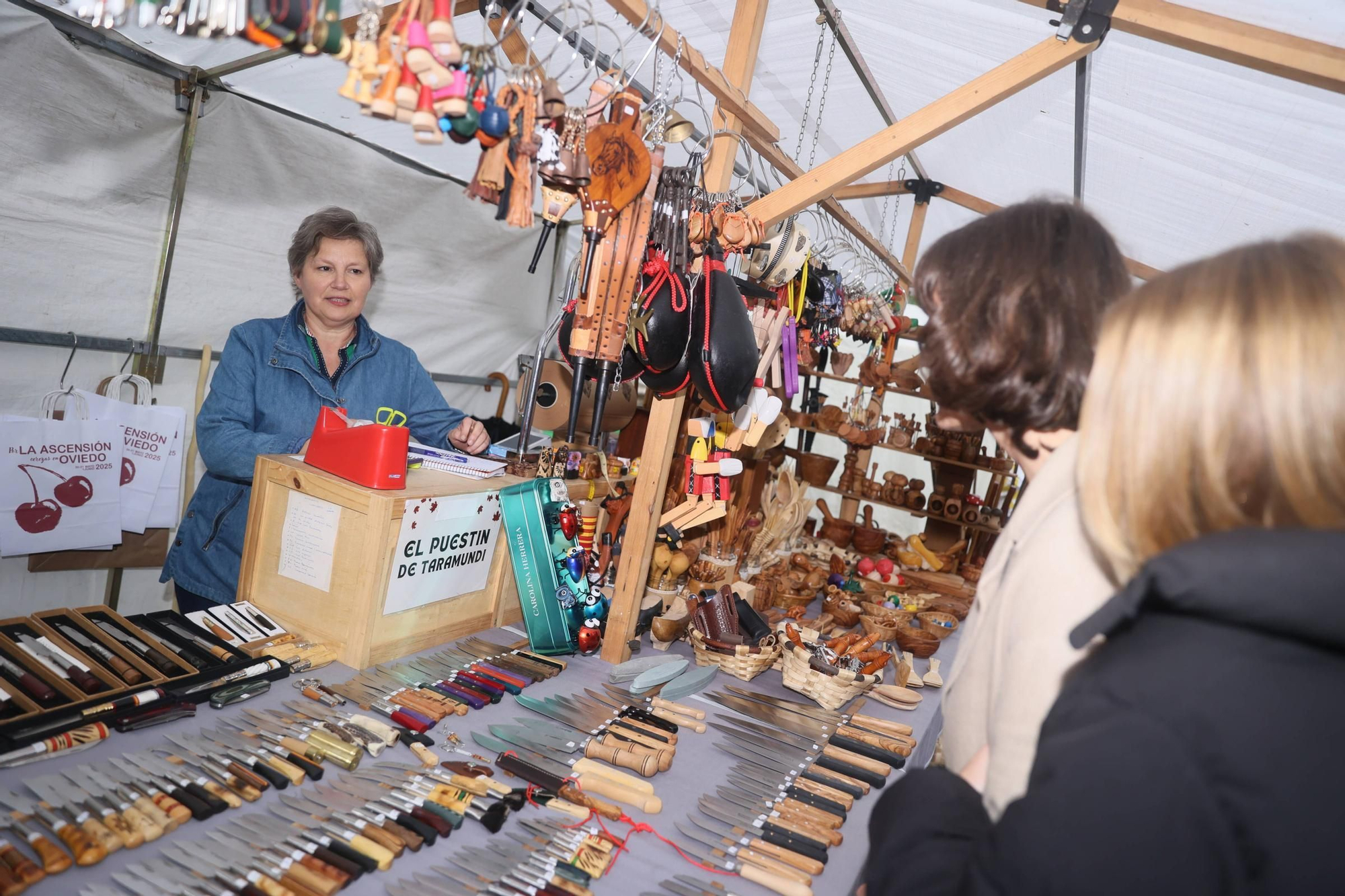 EN IMÁGENES | Último día de la feria de La Ascensión que convivió con el partido por el ascenso