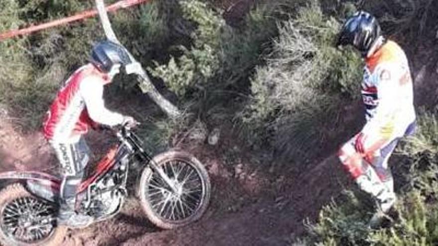 Imatge del trial social celebrat a Salelles pel Moto Club Manresa