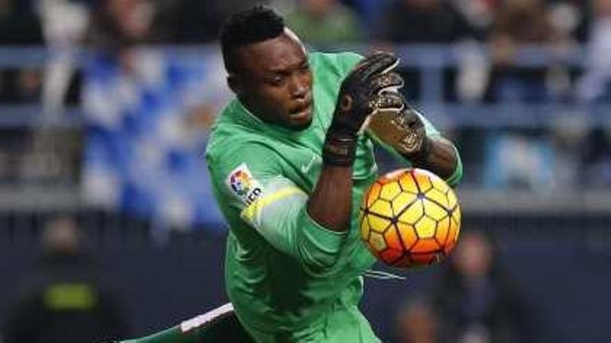 Kameni se consolida como portero del Málaga