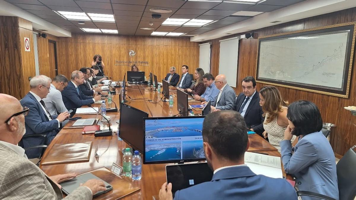 Celebración, este jueves, del Consejo de Administración de la Autoridad Portuaria de Las Palmas en la capital grancanaria