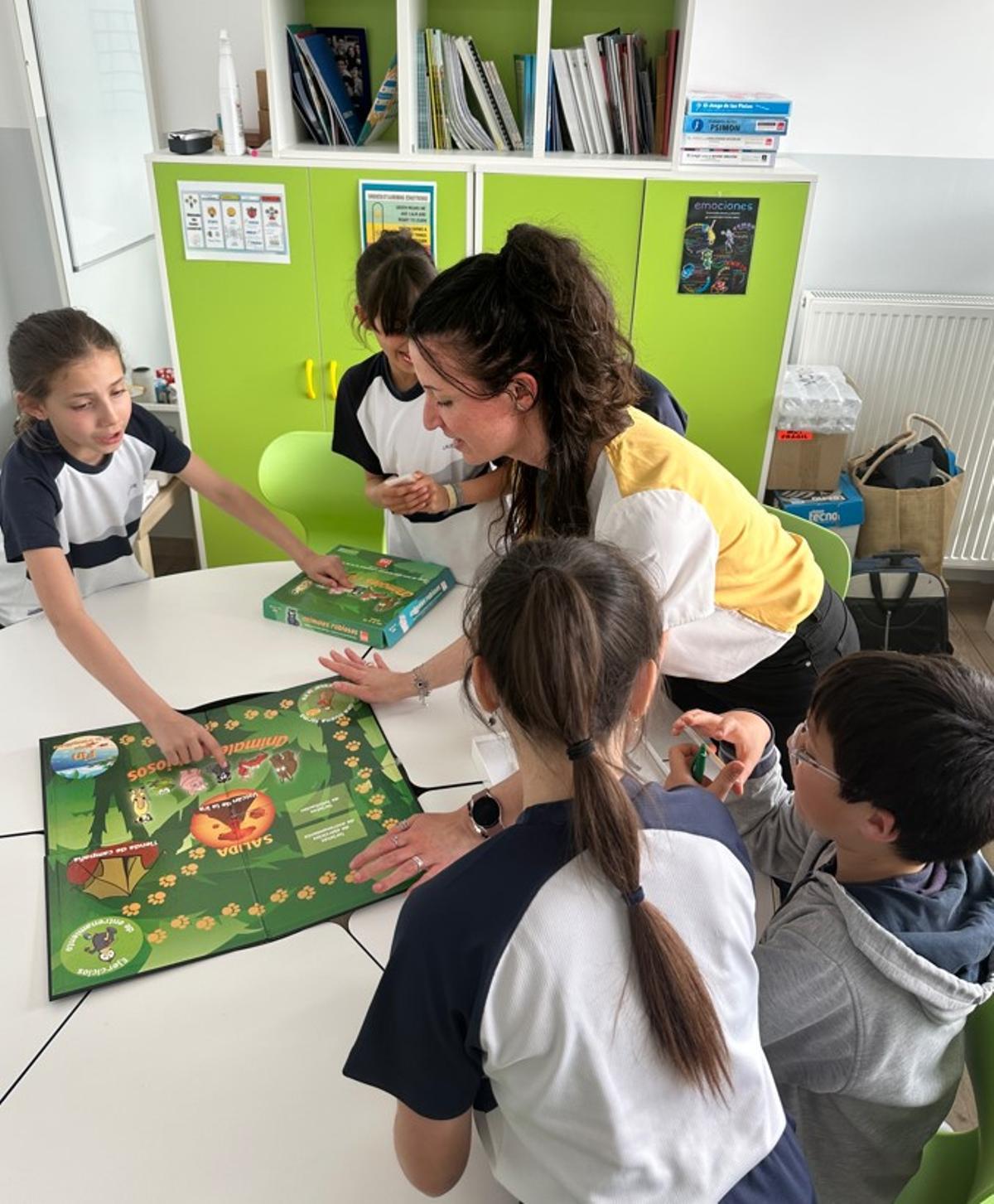 Aroa G. Zuazua en una actividad de orientación