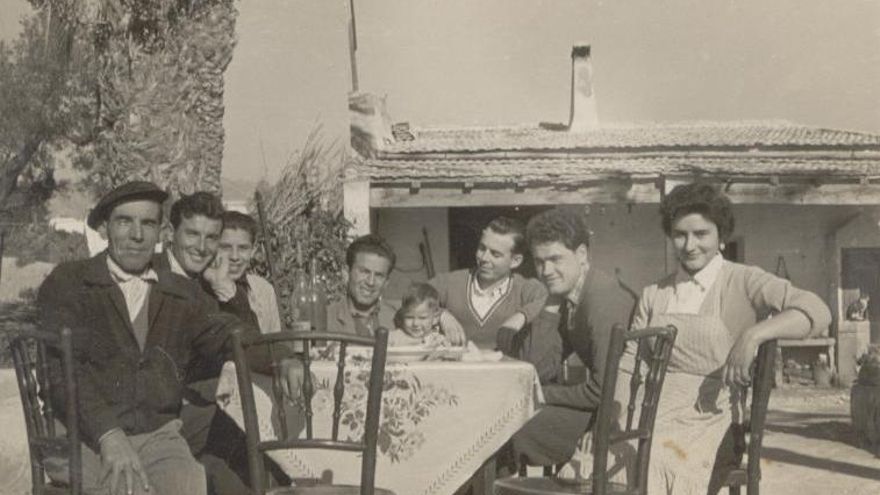 ¿Pinet o Sierra? El Archivo de Crevillent recuerda cómo eran las hogueras de San Juan hace un siglo