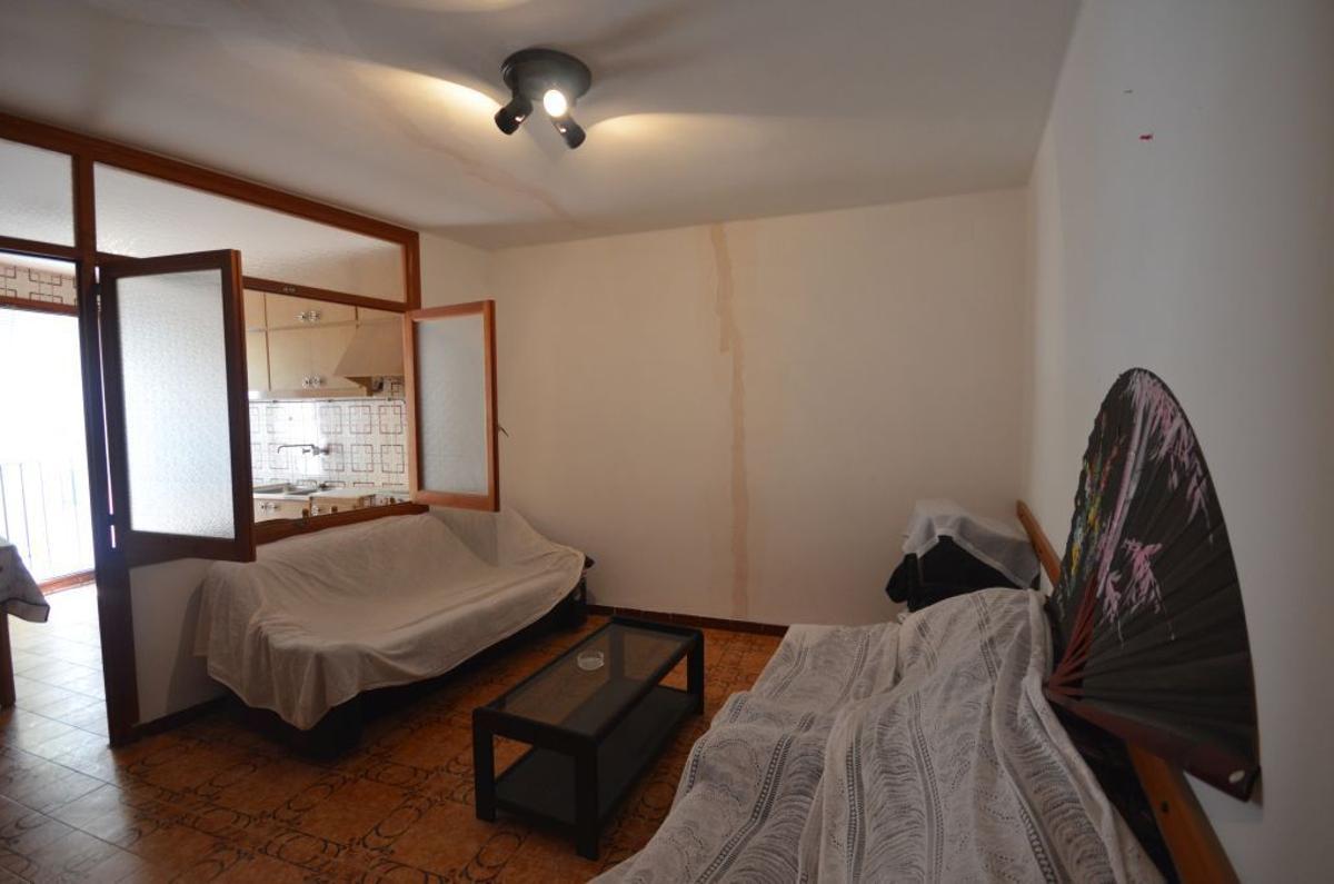 Las mejores fotos: Una casa de tres plantas y solárium sale a la venta en el casco histórico de Peñíscola