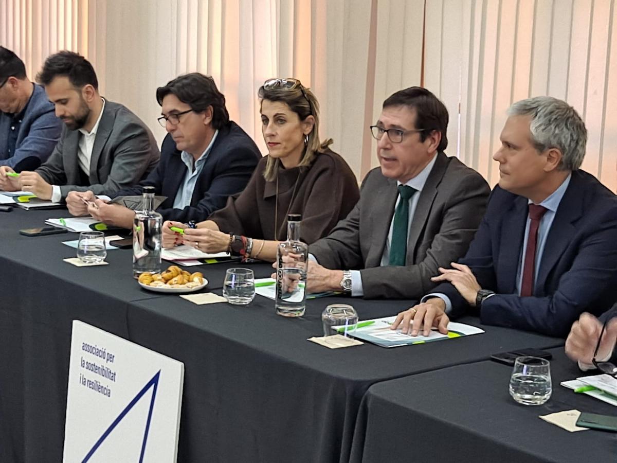 Presentación de 'Assolir' en la sede de ENERCOOP en Crevillent.