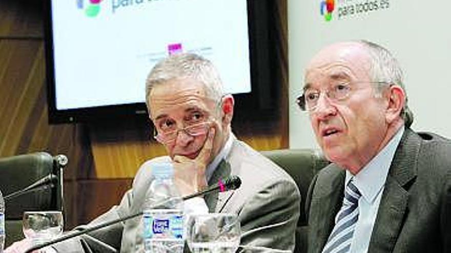 Julio Segura y Fernández Ordóñez, ayer, durante la presentación.
