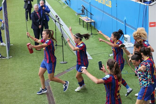 La celebración del FC Barcelona tras meterse en la final de la Champions femenina