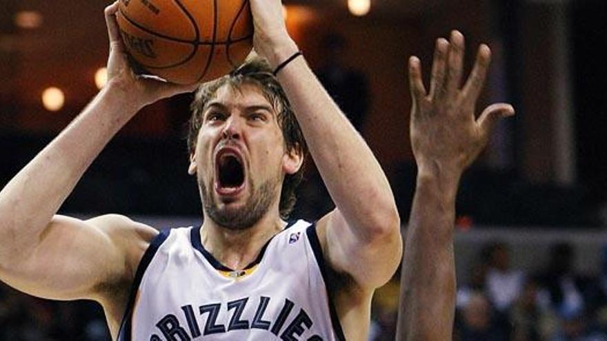 Marc Gasol durante el partido de los Memphis ante los Denver Nuggets.