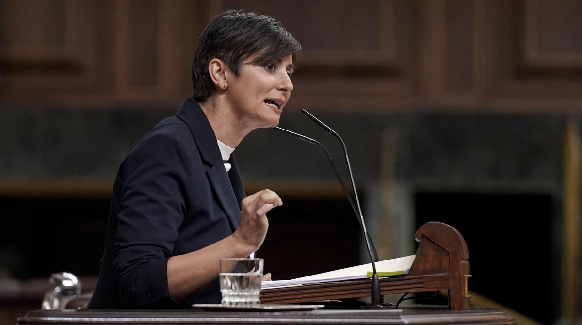 La ministra de vivienda, Isabel Rodríguez, durante su intervención en el Congreso de los Diputados.
