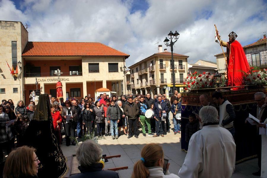 Resurrección en los pueblos de la Provincia