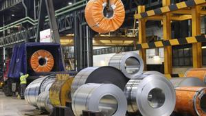 La UE rebaixa les exigències climàtiques a les empreses per guanyar competitivitat