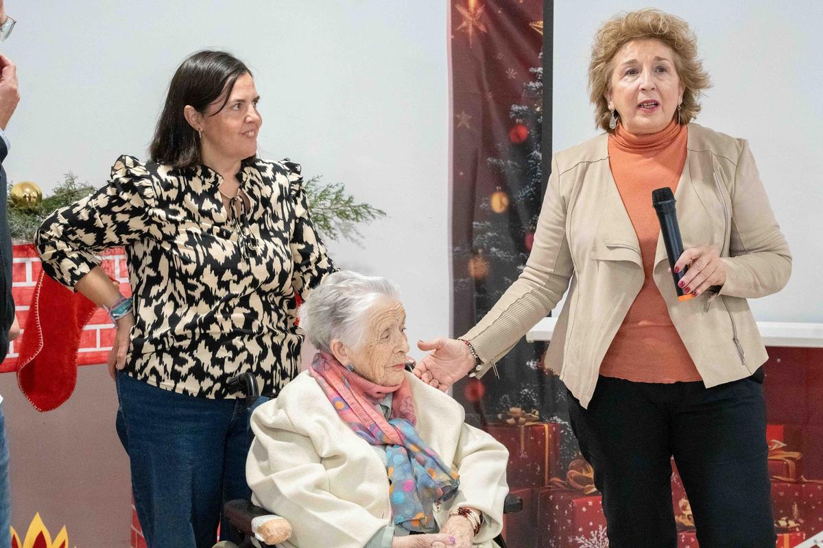 La capital extremeña cuenta con una nueva vecina que llega al siglo de vida.