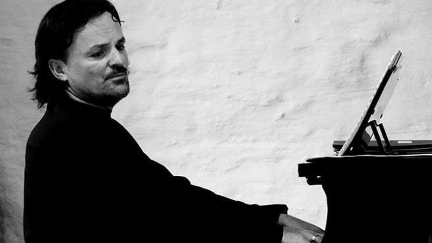 El pianista y profesor titular del Conservatori Superior Alfredo Oyágüez.