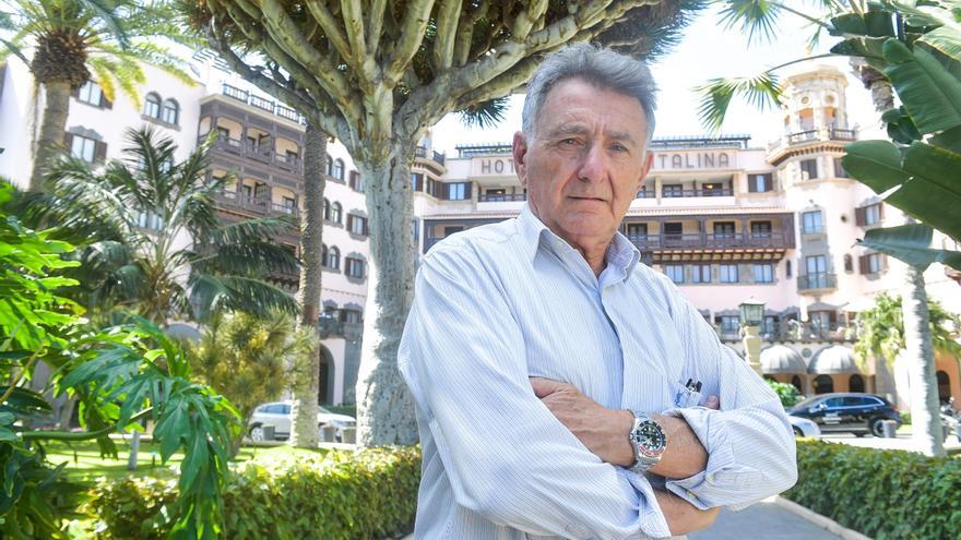 Rafael Molina Petit: «Tiramos millones de litros de agua que servirían para reverdecer las ciudades»