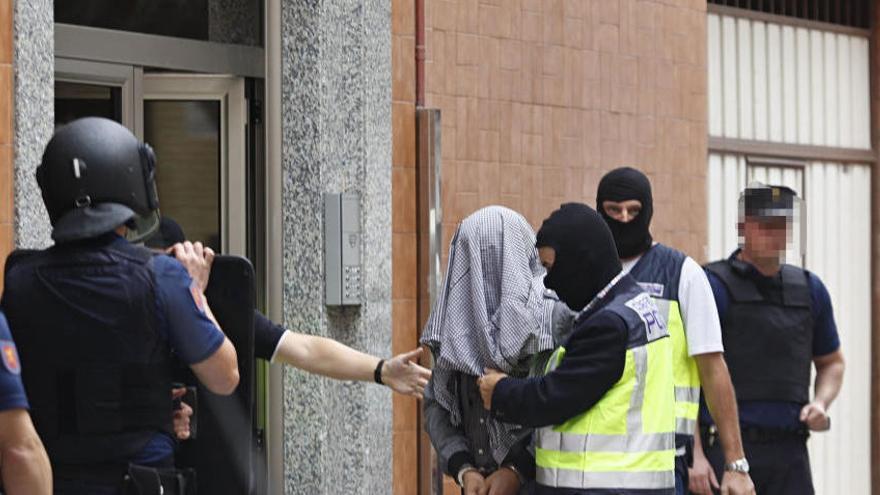 El islamista detenido en Gijón dice  que &quot;jamás&quot; juró su adhesión y no descargó vídeos yihadistas