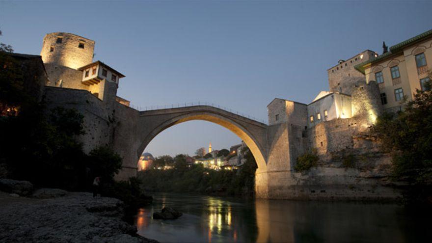 El puente de Mostar, símbolo de la ciudad bosnia.