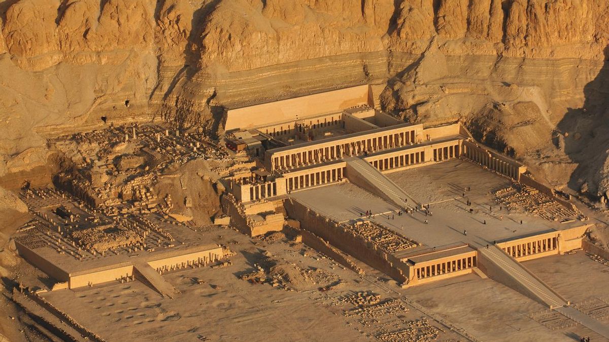 El templo funerario de Hatshepsut, en el complejo de Deir el Bahari