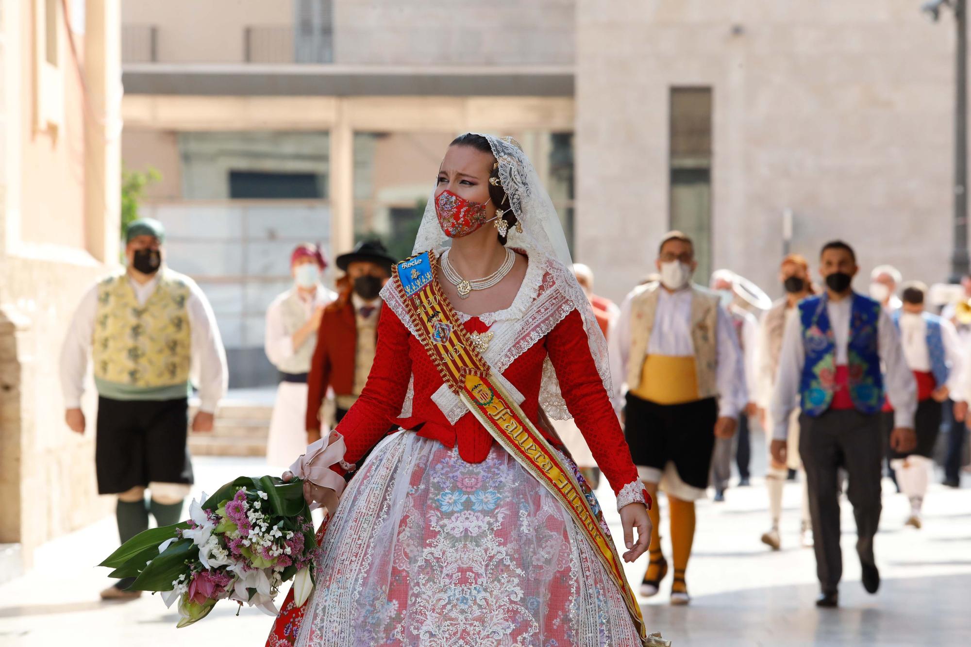 Búscate en el segundo día de Ofrenda por las calles del Mar y Avellanas (entre las 11.00 y 12.00 horas)