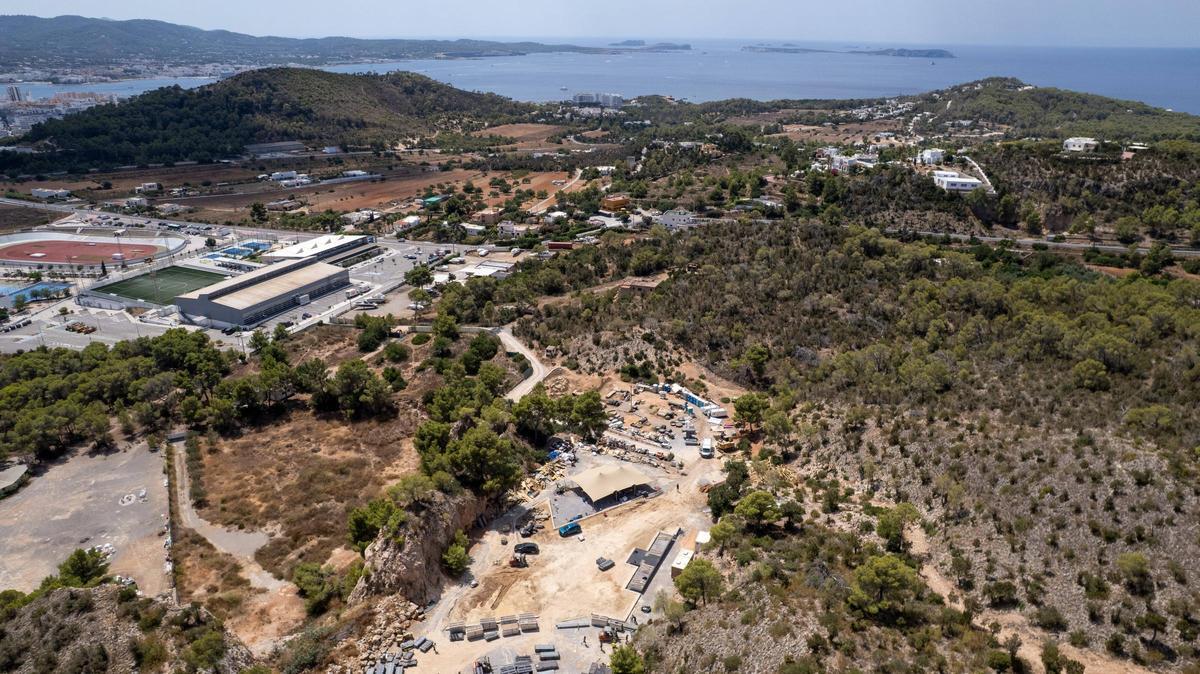 La cantera de la polémica fiesta egipcia, vista desde el aire.