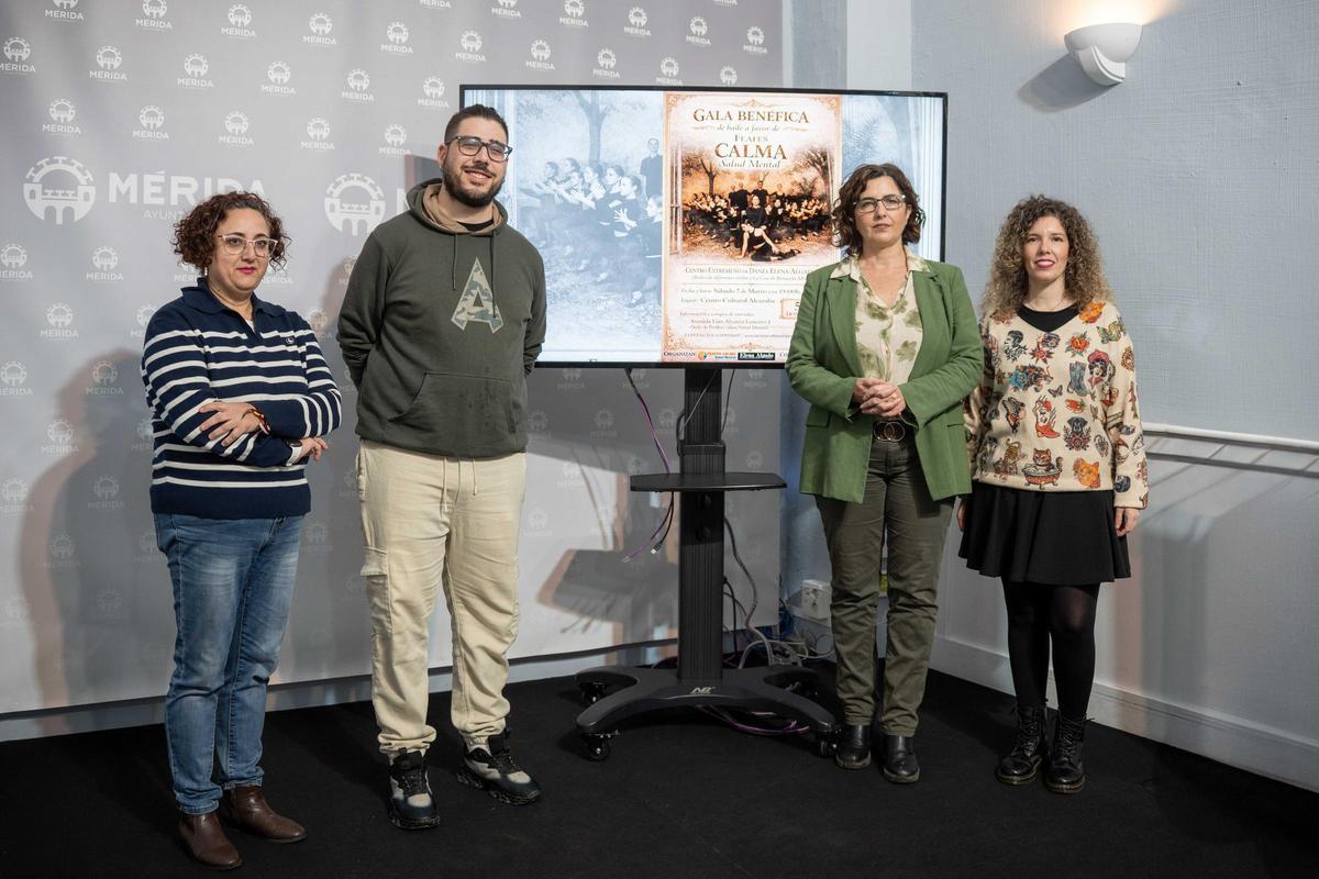 Presentación de la gala solidaria de Feafes, ayer, en Mérida.
