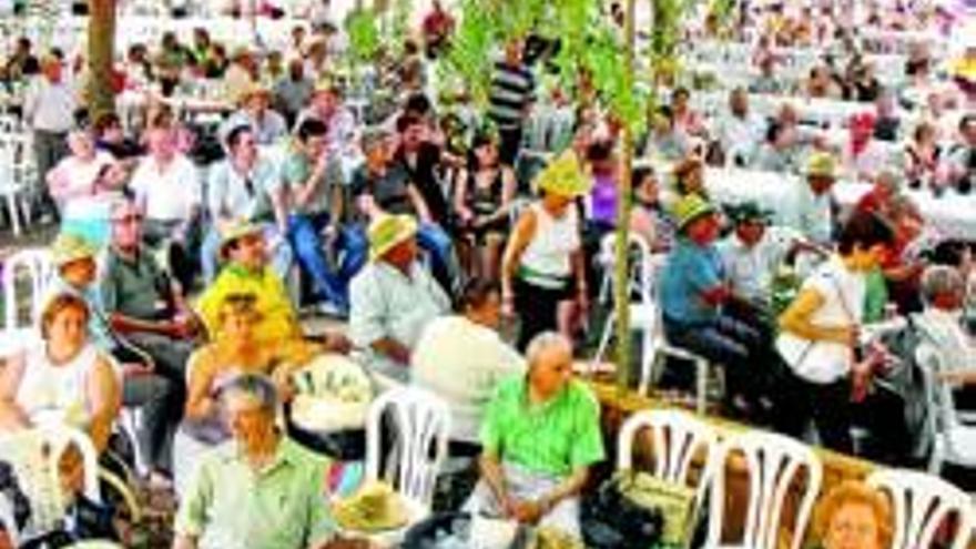 El iii dia de la comarca reune a 1.000 personas en san bernabe