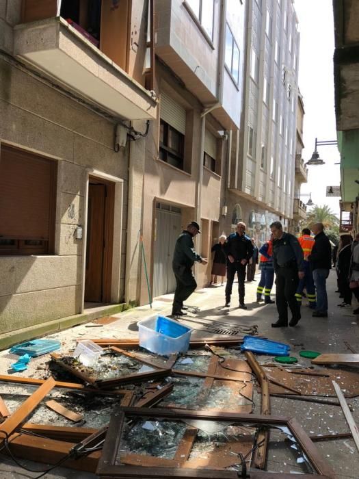 Explosión en el centro de Cangas