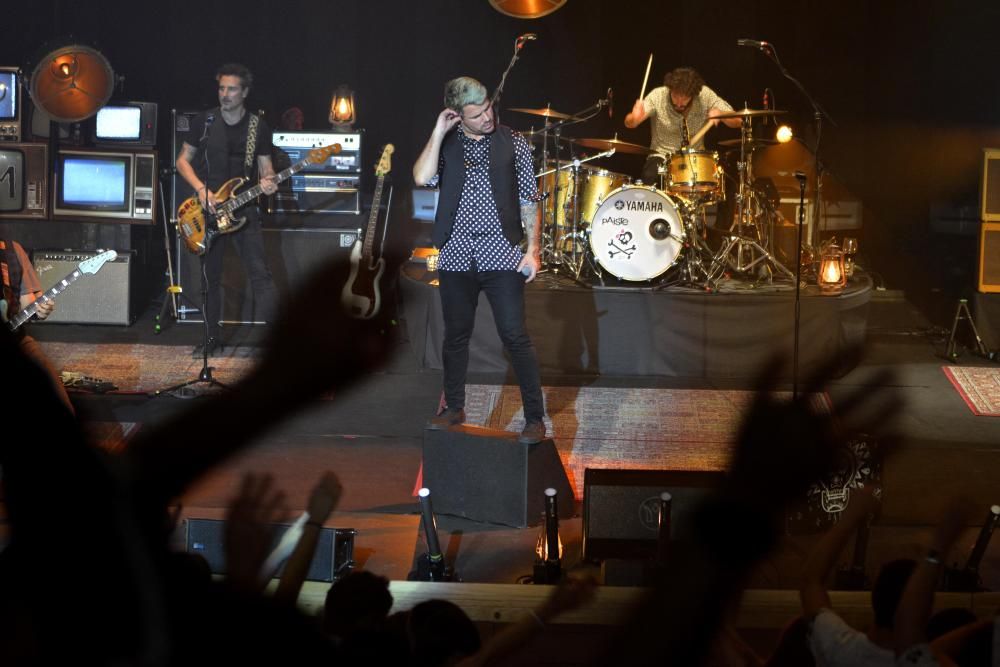 Dani Martín llena en su concierto en A Coruña