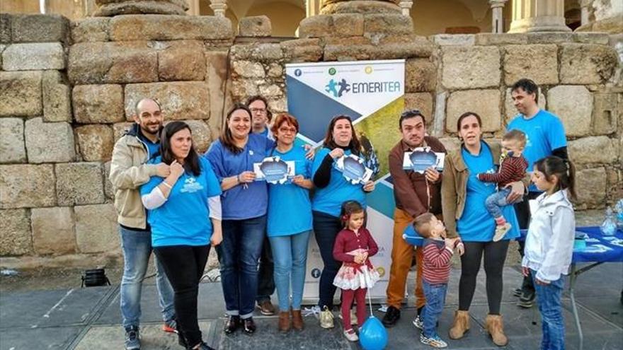 GLOBOS AZULES POR EL AUTISMO - Autismo Aragón