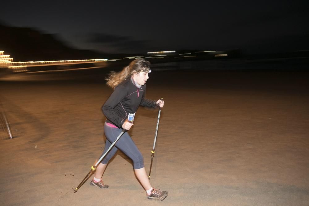 San Silvestre" de marcha nórdica en Salinas