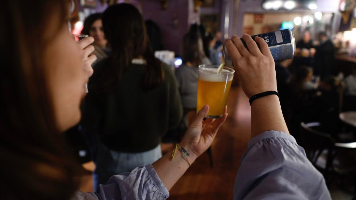 La nueva cerveza ha sido presentada este martes en el bar La Pasión.