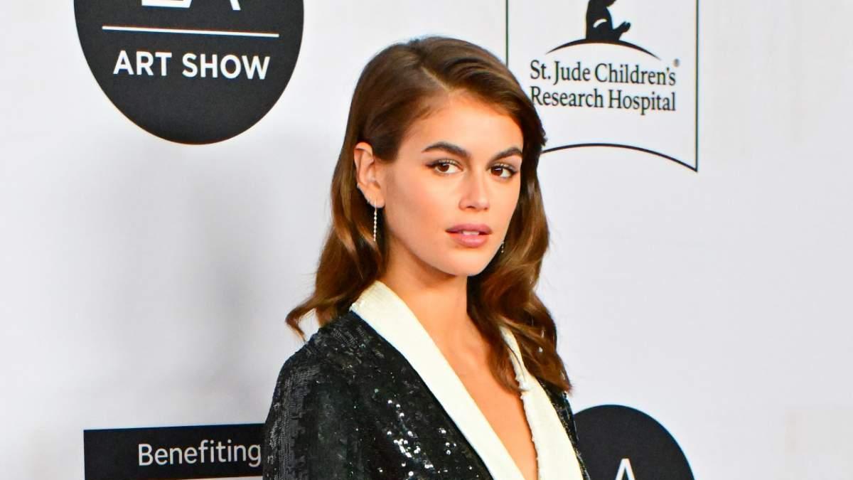 Kaia Gerber, deslumbrante con vestido de lentejuelas de Celine