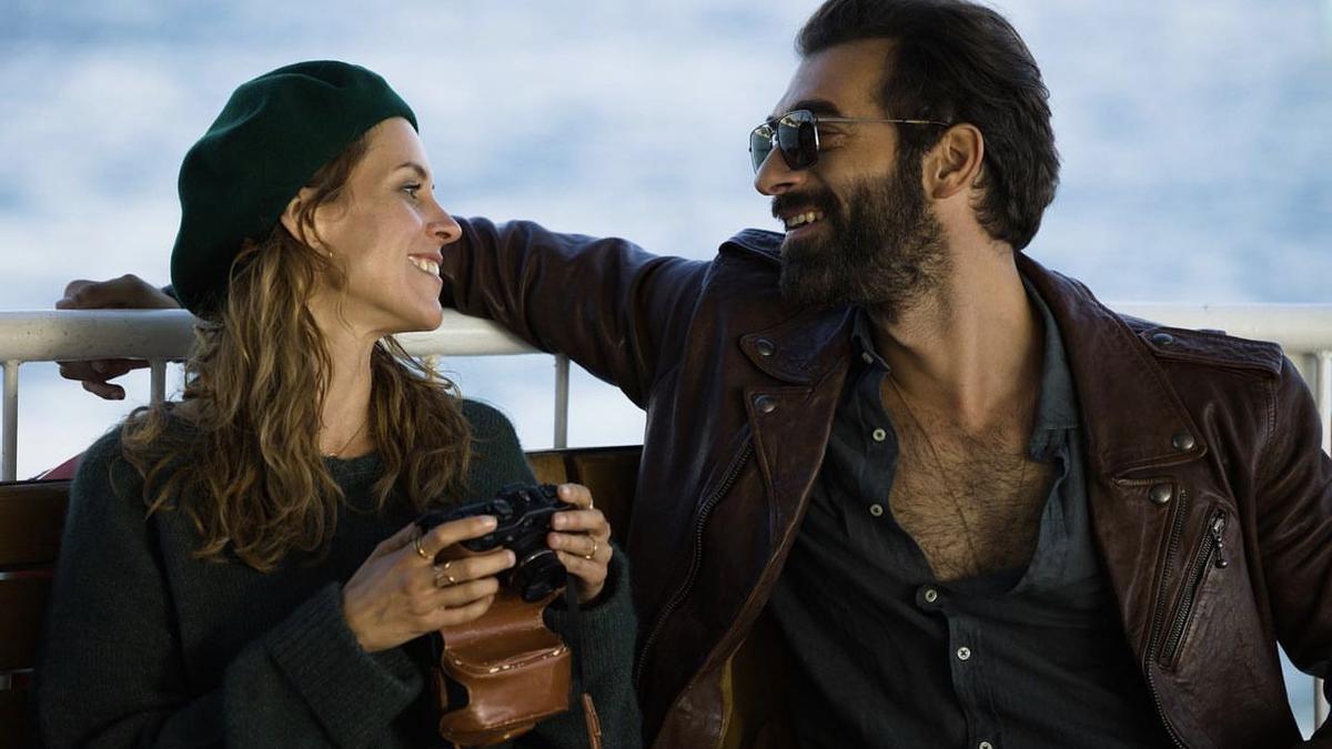 Maggie Civantos e Ilker Kaleli, en una escena de 'La pasión turca'.