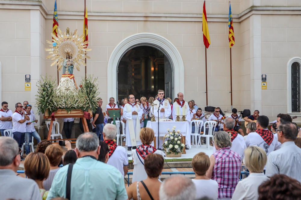 Benejúzar vive su día grande con la celebración de la festividad de la Virgen del Pilar