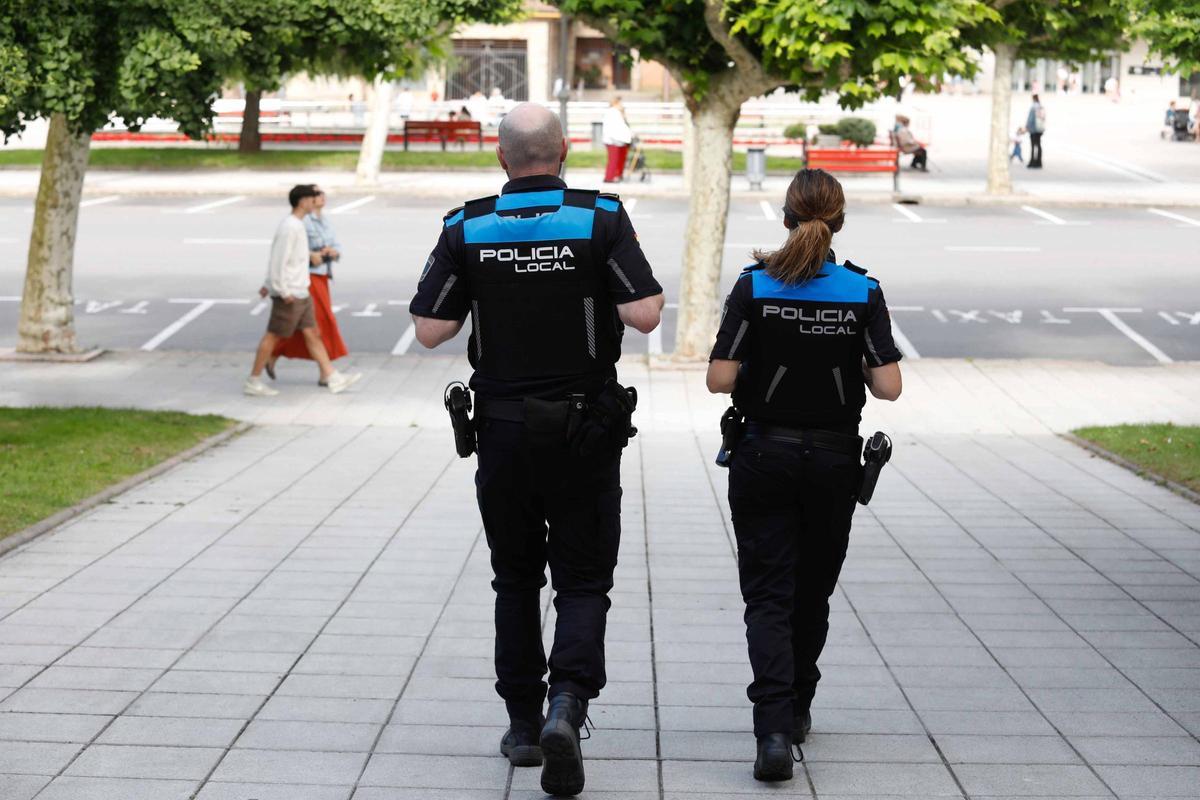 Agentes de la Policía Local de Castrillón.