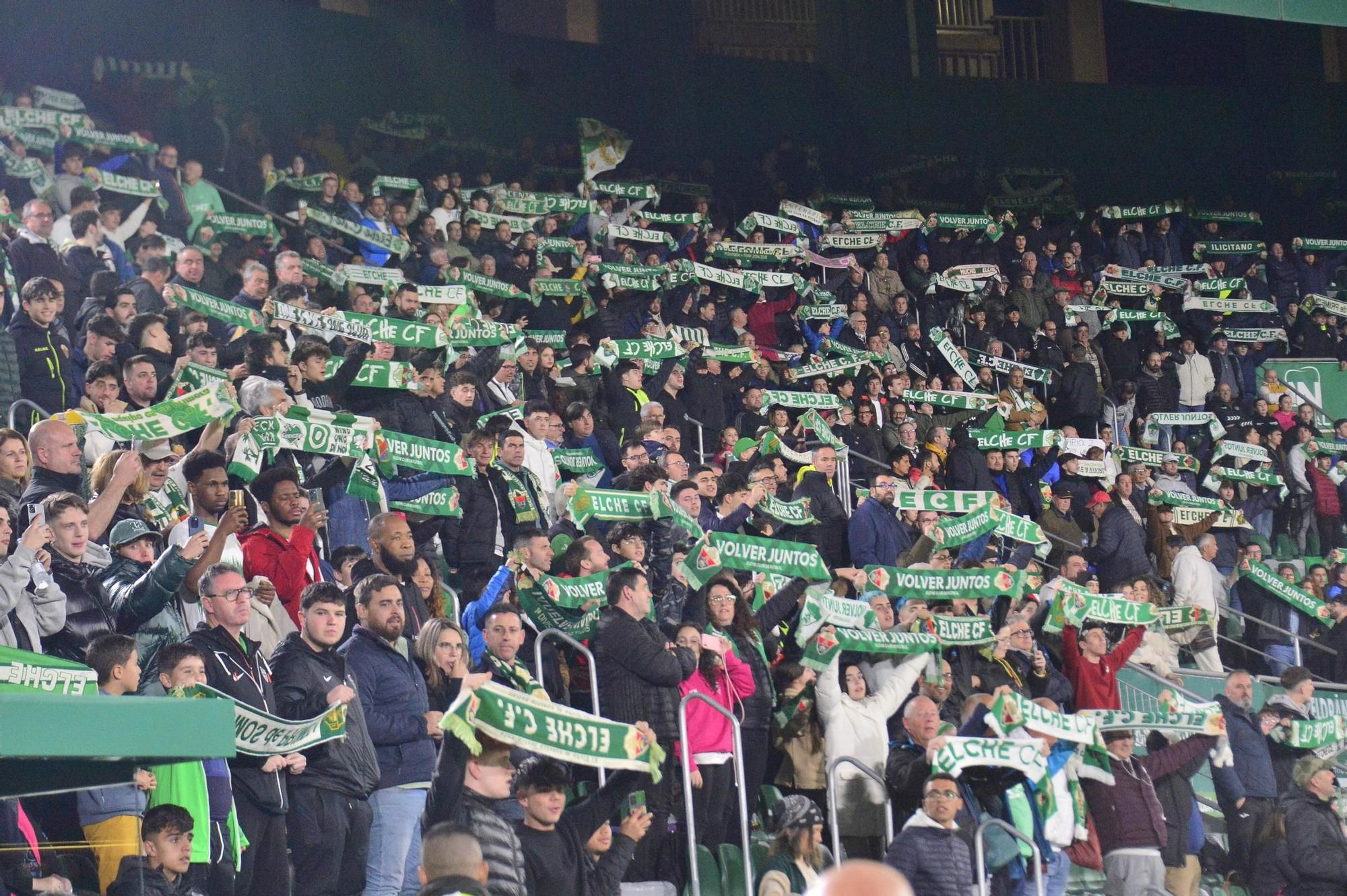 El Elche choca contra una muralla